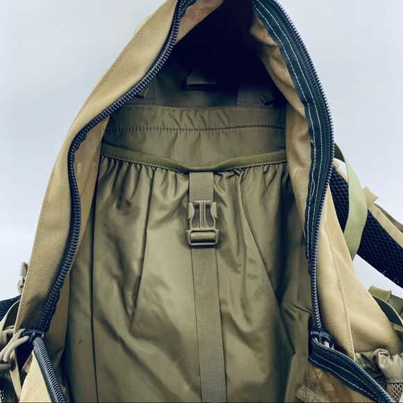 Blackhawk Tactical Multiple Compartments Backpack Military Hiking Camping Biking - Picture 7 of 13